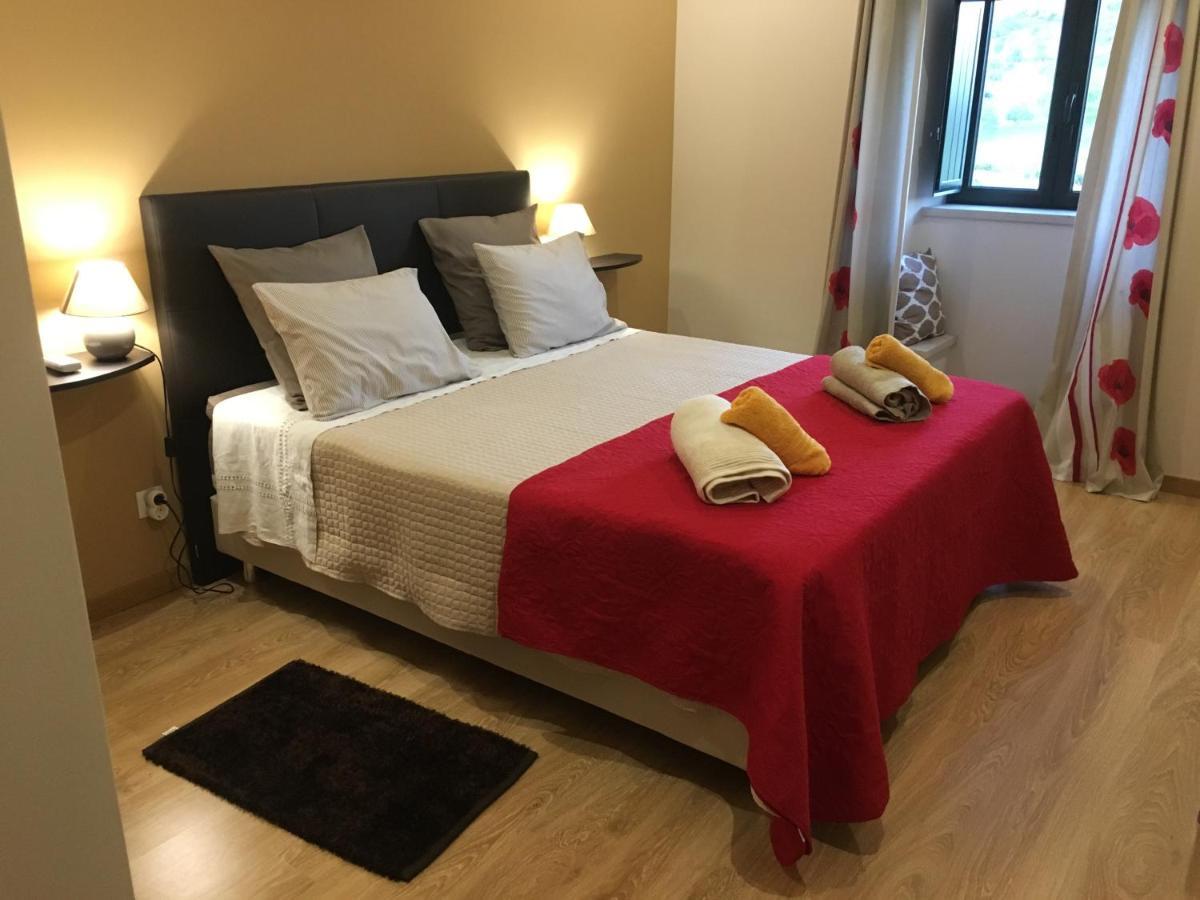Casa Da Riguerinha Bed & Breakfast Монсанту Екстериор снимка